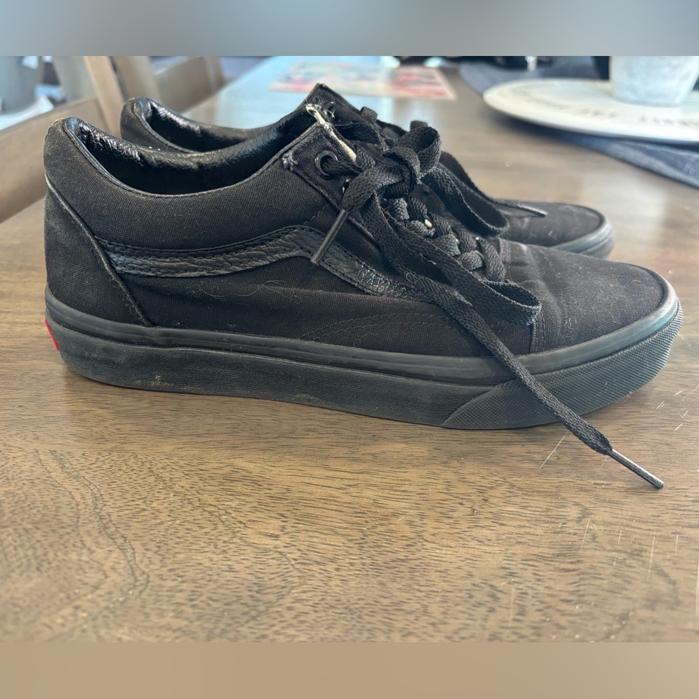 Women's all black vans